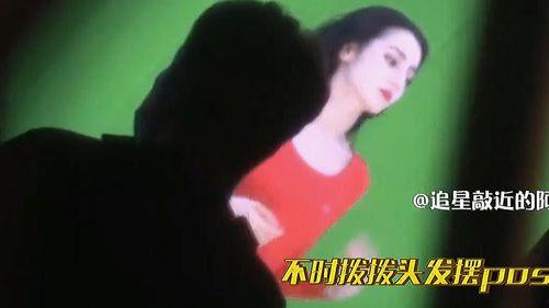 红衣 视频,探寻神秘现象背后的真相