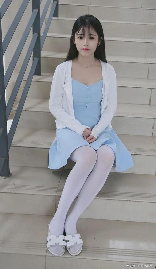 怎么穿白丝袜视频