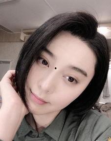 娱乐吃瓜酱自拍