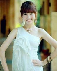 娱乐吃瓜酱服装,揭秘明星时尚穿搭背后的秘密